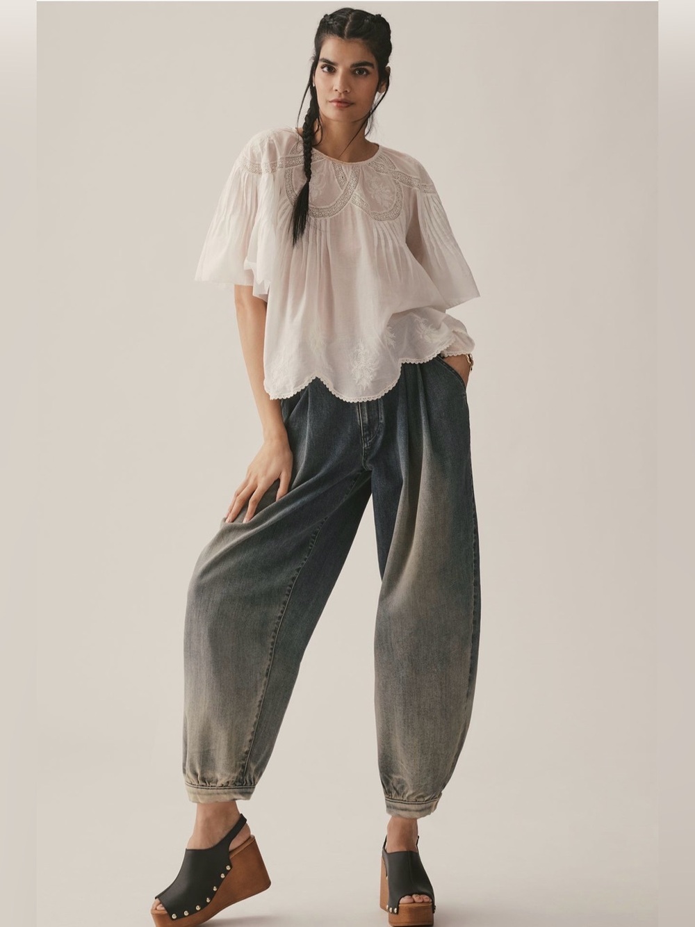 LIKE NEW Anthropologie Pilcro High Rise Pleated Balloon Leg Jeans